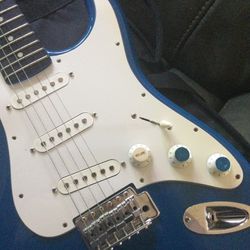 Star starter series electric guitar w/ soft case