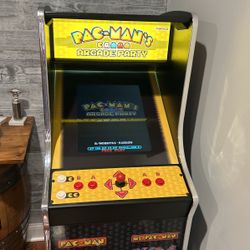 PAC- Man’s Arcade Party 