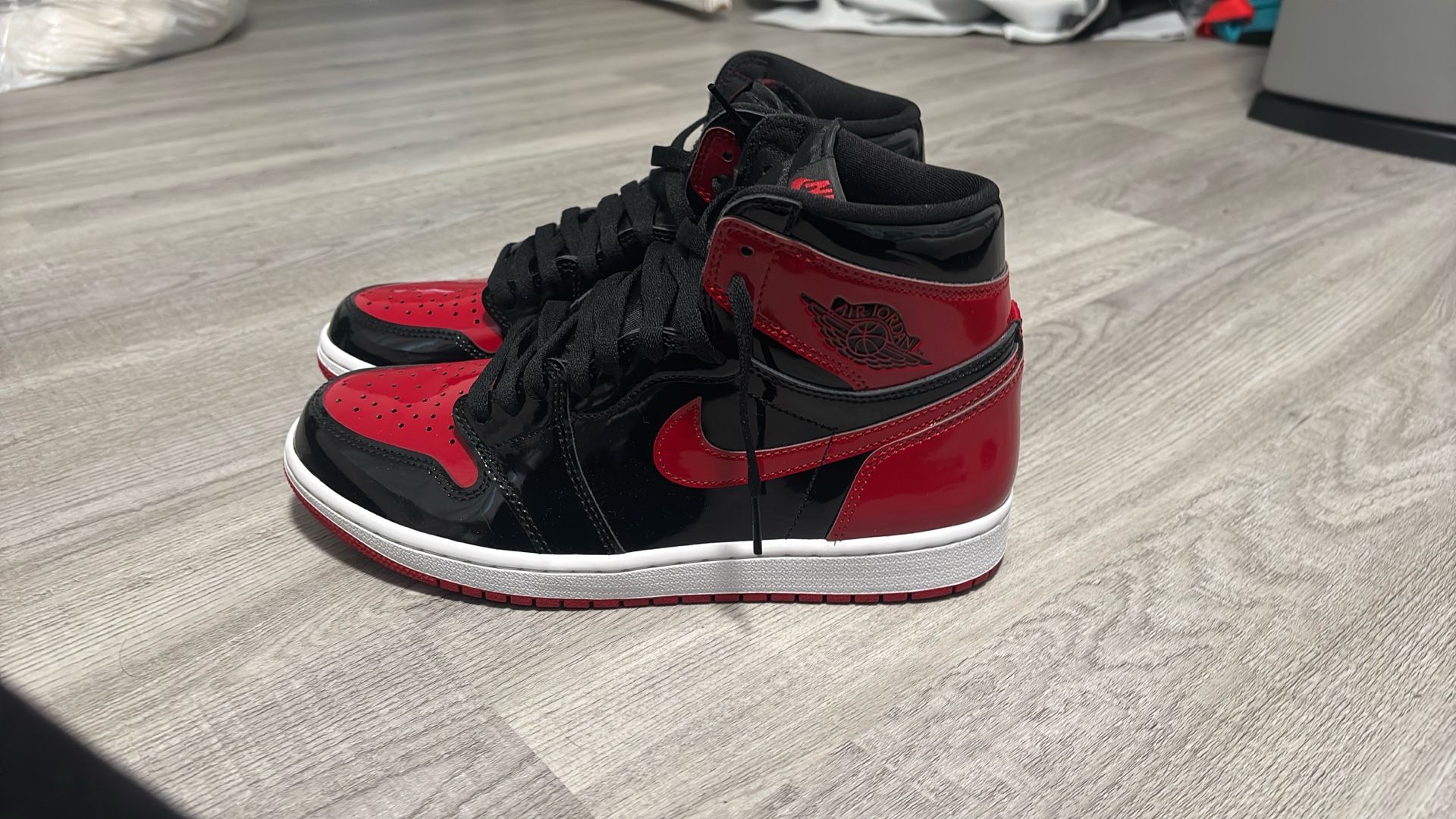 Nike Jordan 1 Patent Bred Size 10 Shoe