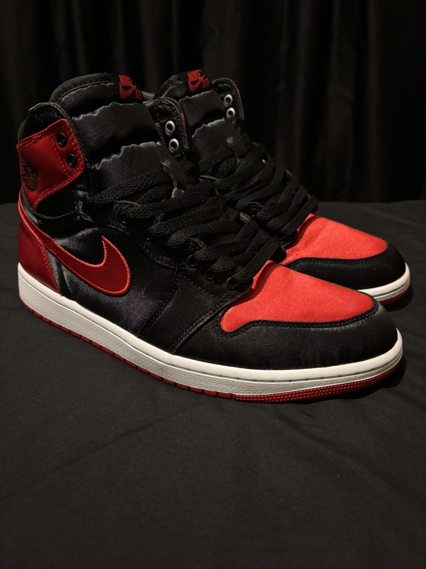 Jordan 1 High Og Satin Bred