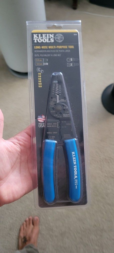 Klein Long Nose Strippers