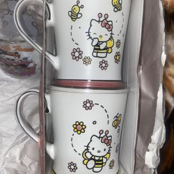 Hello Kitty Cups 