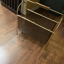 MCM magazine rack