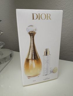 Dior j’adore perfume