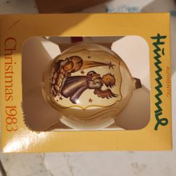 1983 HUMMEL Christmas ball
