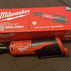 Milwaukee M12 3/8” Ratchet 