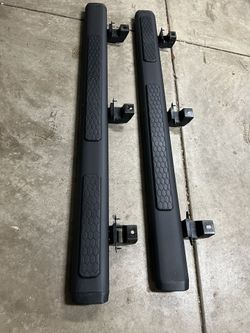 Jeep Wrangler JLU Mopar Side Steps 