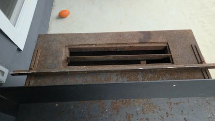 Fireplace Insert 200 Dollars In Good Shpe Not Used Alot