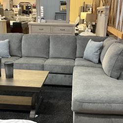 Sectional With Pull Out Bed 