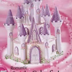 Brand New Castle Cake Set Perfect for birthday cake
