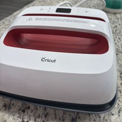 Cricut Easy Press Raspberry 