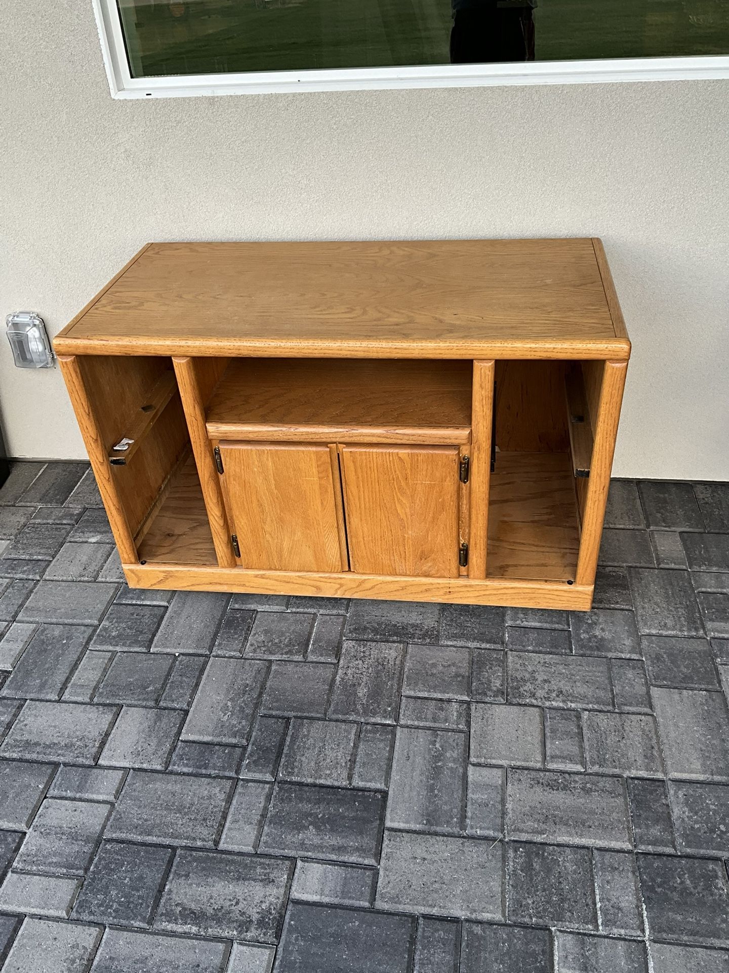 Entertainment Center Cabinet And End Table