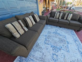 Beautiful Set 2 Couches With Pillows Totally Deep Clean And Good Condition No Stains No Smell Modern Furniture