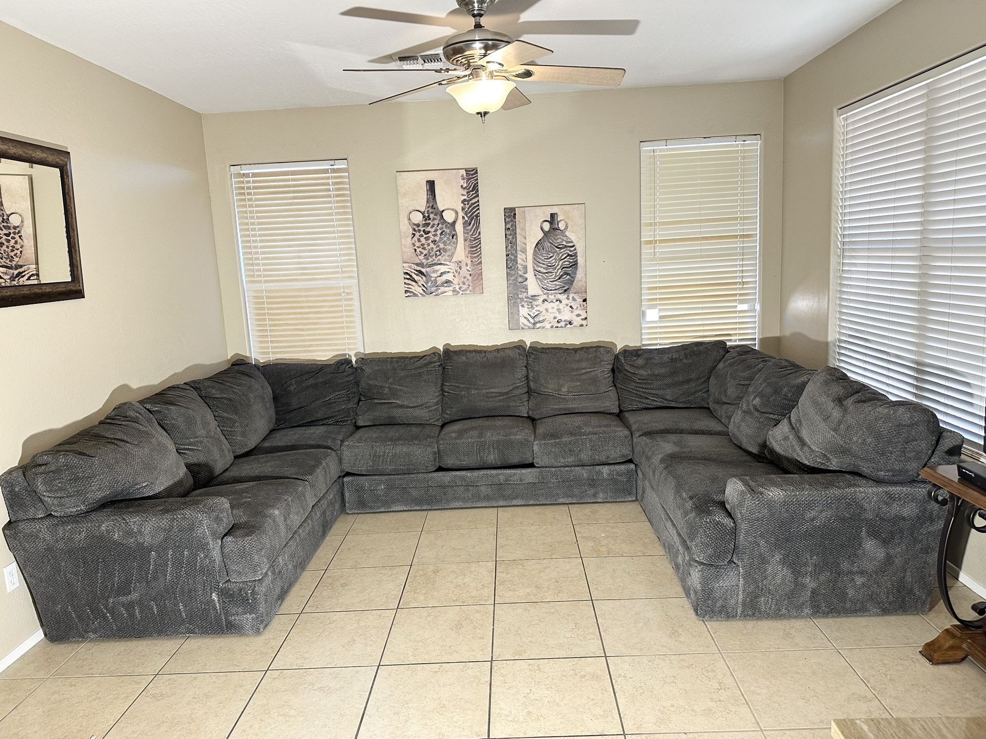 Large Dark Gray Sectional-FREE DELIVERY 🚚 