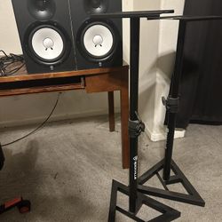 Studio Speakers 
