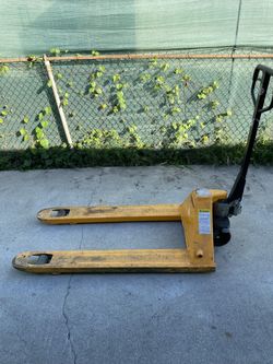 Pallet Jacks