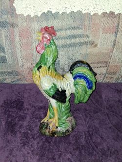 Sharamic rooster figure