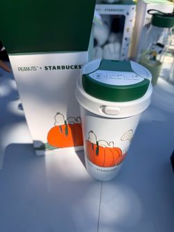 Starbucks x Peanuts Snoopy Pumpkin Tumbler