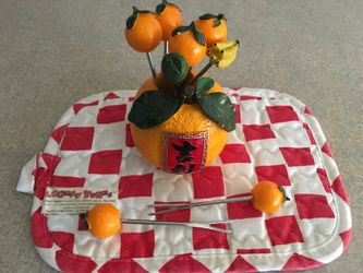 Cute Fruit Forks Carton with 6 Forks