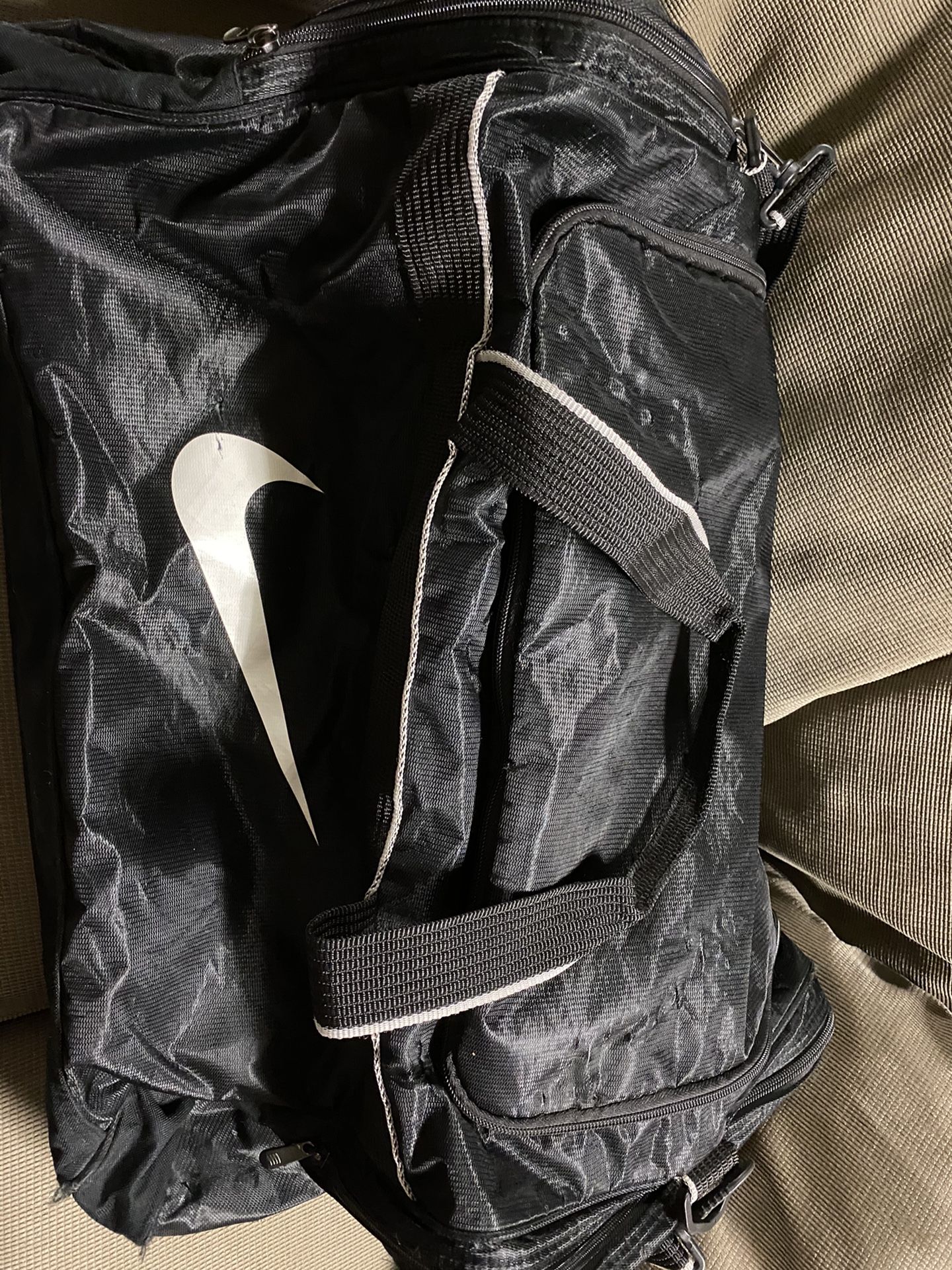 Nike duffle bag-large
