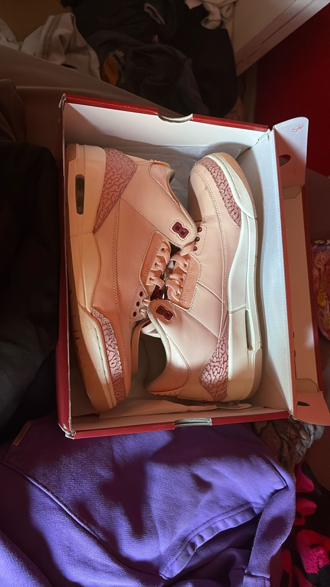 Valentines Jordan