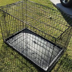 Medium Sized Dog Crate - LIKE NEW