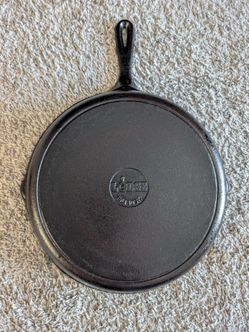 Lodge 12" Cast Iron Pan - 3 Brand New Layers of Seasoning