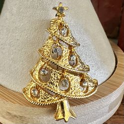Gold-Tone Rhinestone Christmas Tree Brooch