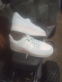 Baby blue air force one low