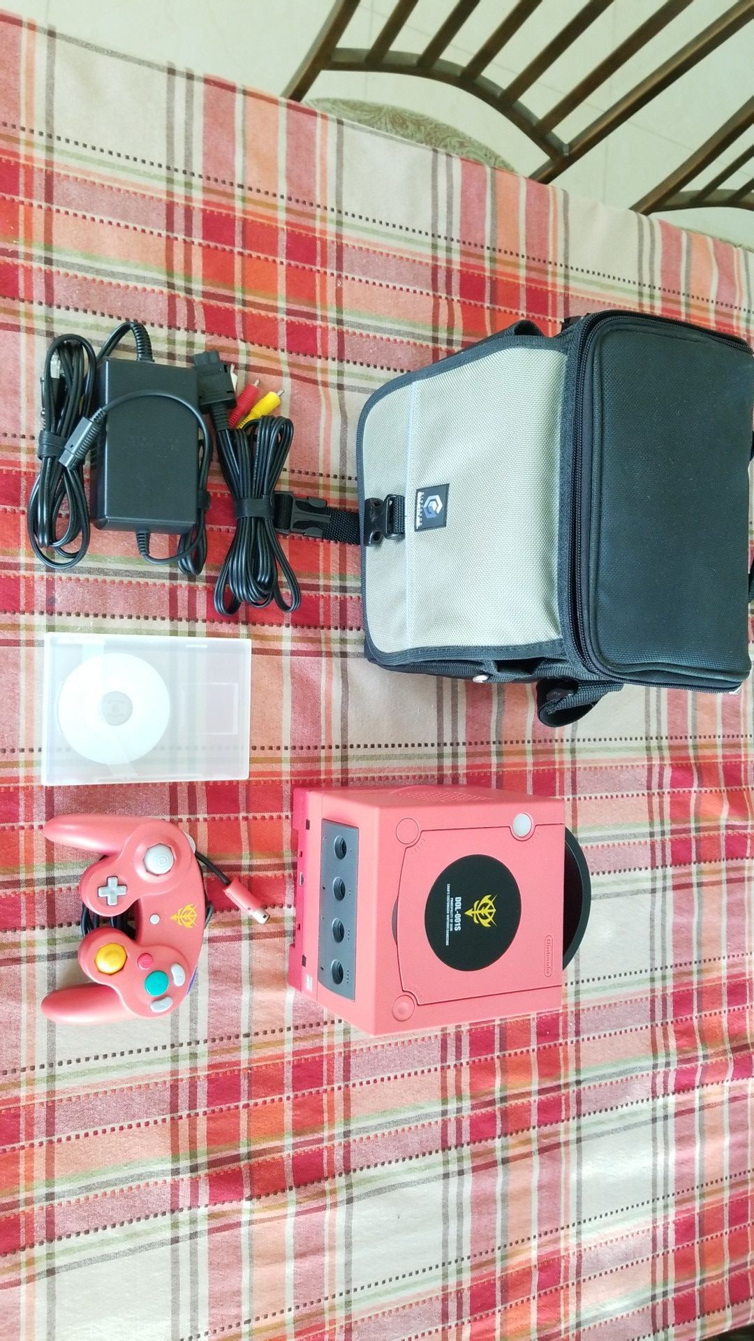 Japan Exclusive Official Nintendo Gundam Char Red GameCube