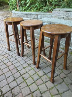 3 Wooden bar stools