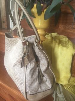 COACH Phoebe Shoulder Bag