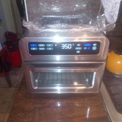 Chefman.   Air Fryer