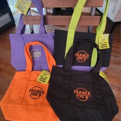 🎃 Halloween, Trader Joe's Mini Canvas Tote Bags 🎃 Halloween style.