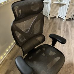 Ergonomic Office Mesh chair