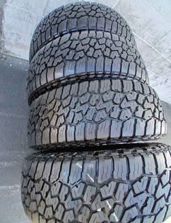 275 65 20 I'm selling this set of tires with 80% life left on all 4