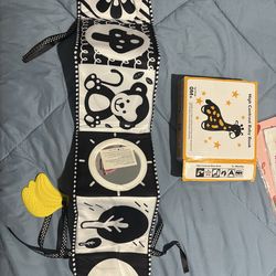 High contrast baby book