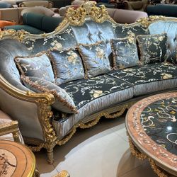 High End Sofa Fancy Victorian 