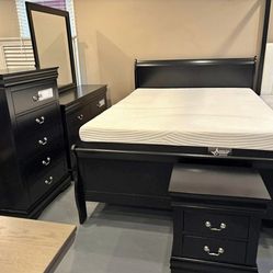 GORGEOUS, STURDY Bedroom Set at an AMAZING PRICE!