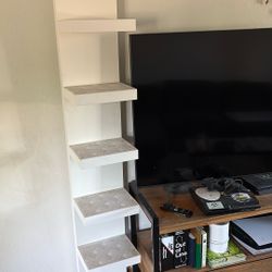 House Items Decor Shelves 