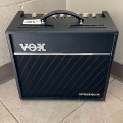 VOX VT40+ VALVETRONIX GUITAR AMPLIFIER.