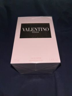 Valentino Donna Born in Roma