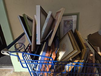 Pictures- Small ( Read ALL the Description)