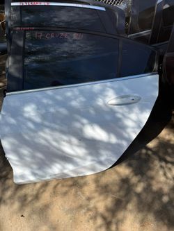 2018 Chevy Cruze left driver rear door