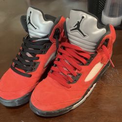 Air Jordan 5 Raging Bull (Used) Size 7