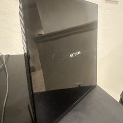 Netgear AC1600 Modem/Router (C6250) – Works Great – $20 Firm