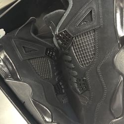 Jordan 4 Black Cats 