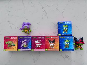 TMNT x Hello Kitty and Friends Mini Figure Lot