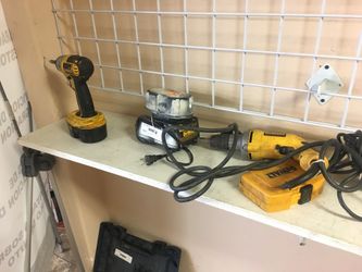 Dewalt drill set