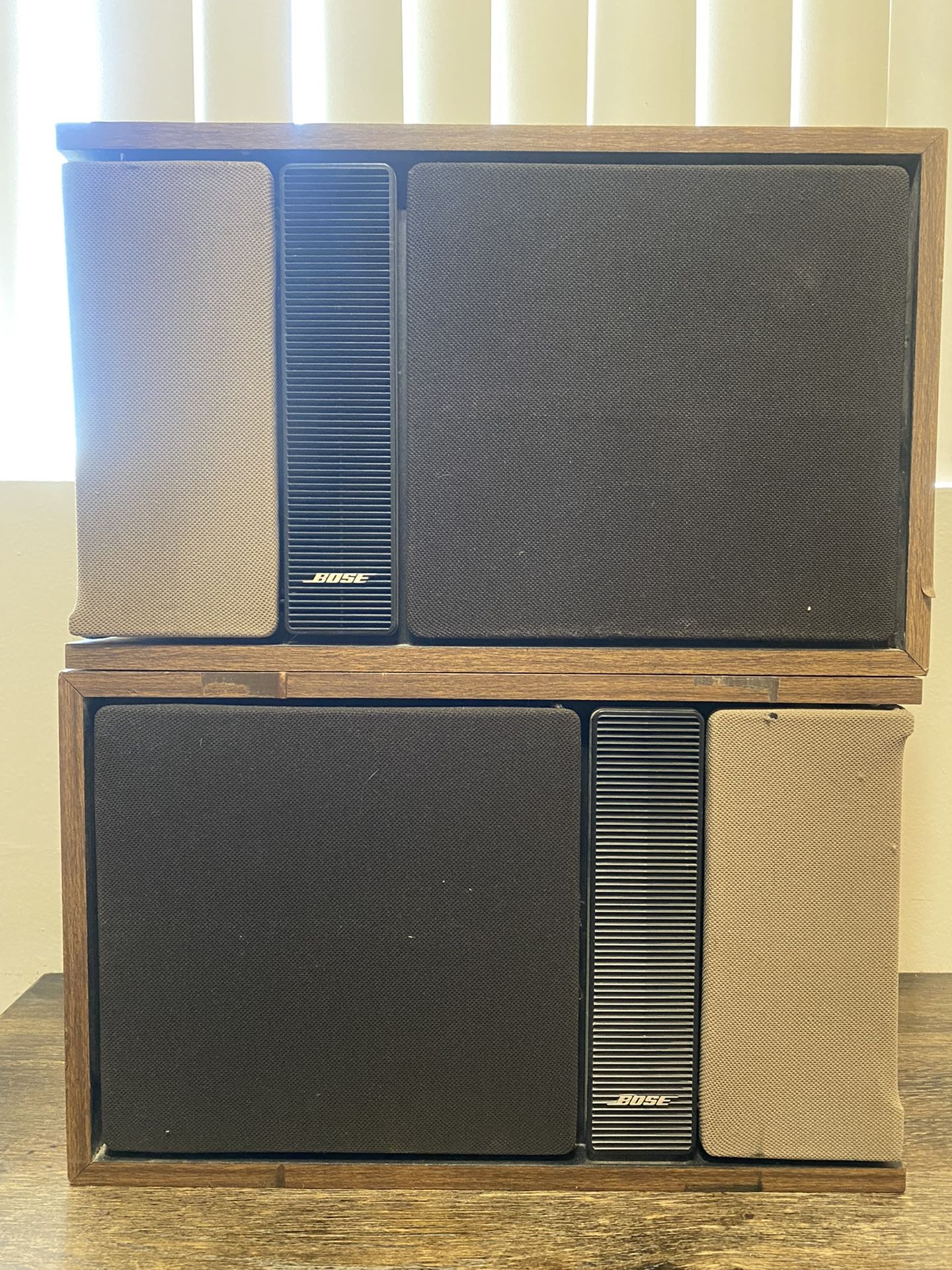 Vintage BOSE 301 Series II Direct Reflecting Speakers L/R Pair Made in USA Left